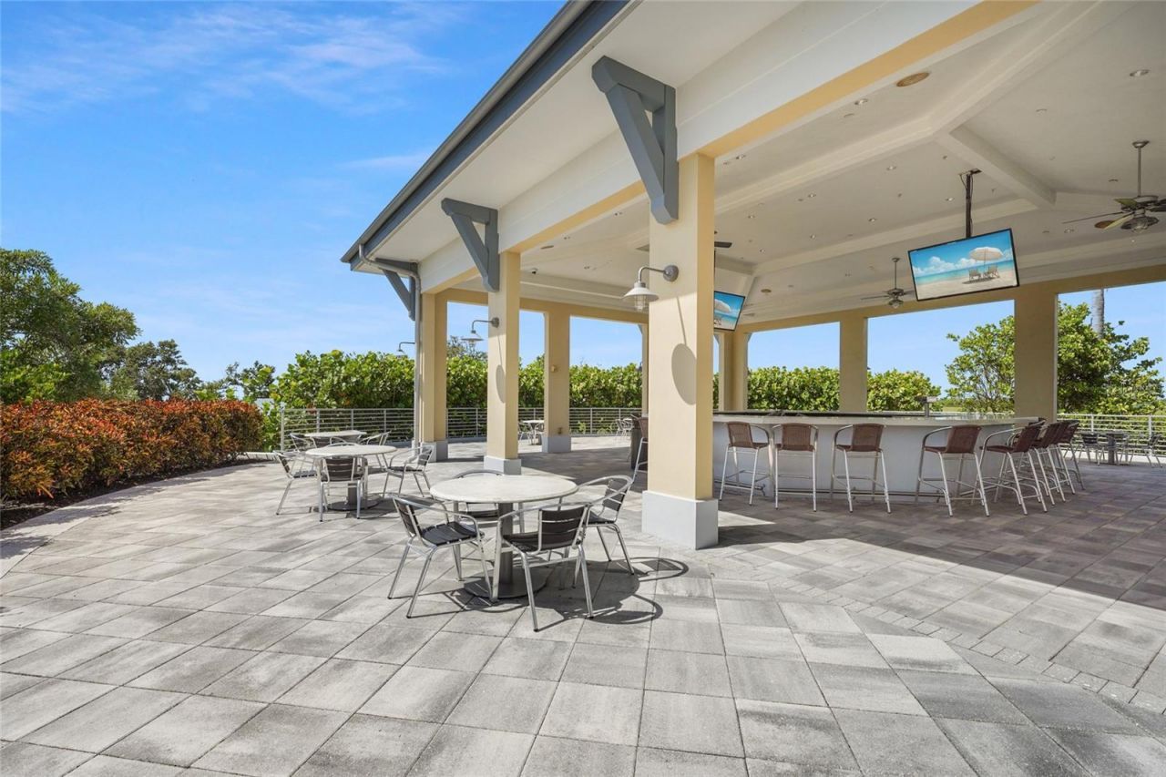 303 Compass Point Drive, Unit 101, Bradenton, FL 34209 Photo
