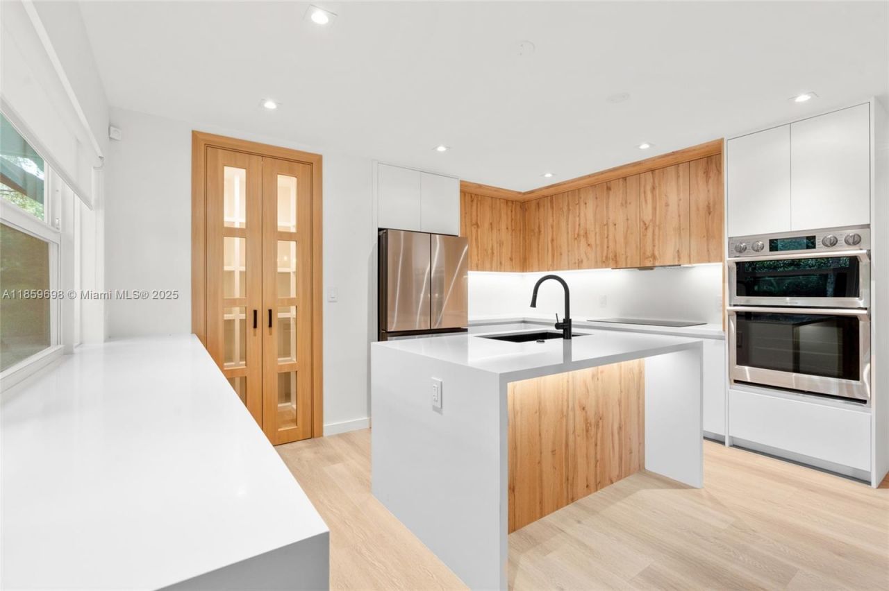 7560 SW 144th St, Palmetto Bay, FL 33158 Photo