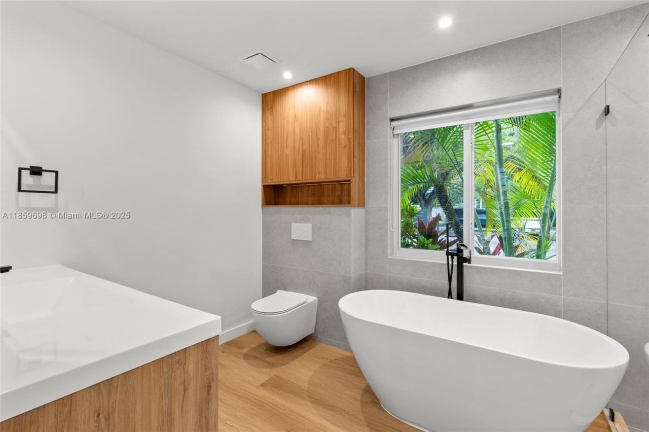 7560 SW 144th St, Palmetto Bay, FL 33158 Photo