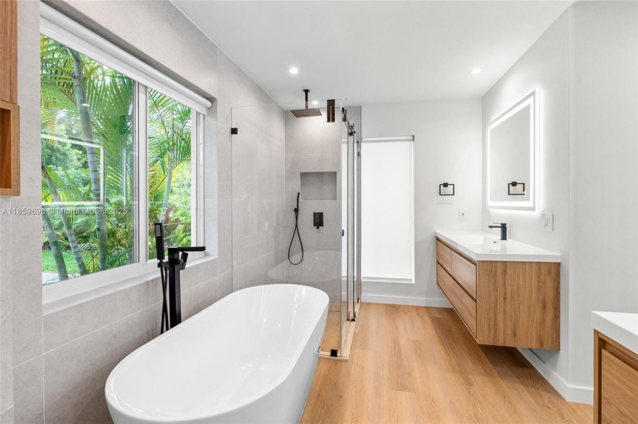 7560 SW 144th St, Palmetto Bay, FL 33158 Photo