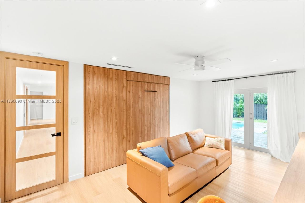 7560 SW 144th St, Palmetto Bay, FL 33158 Photo