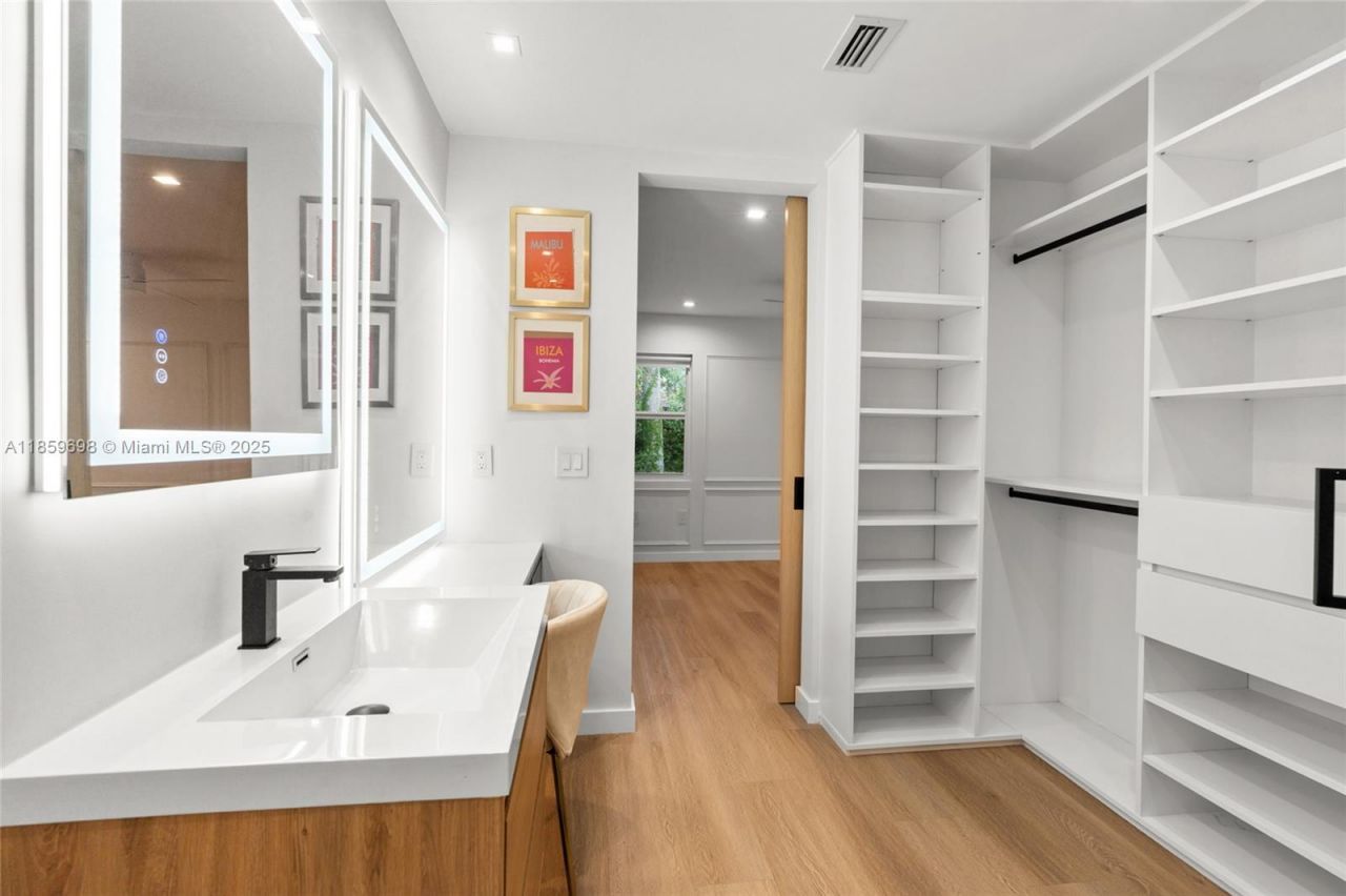 7560 SW 144th St, Palmetto Bay, FL 33158 Photo