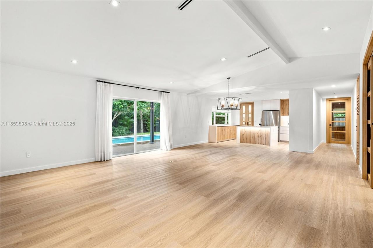 7560 SW 144th St, Palmetto Bay, FL 33158 Photo