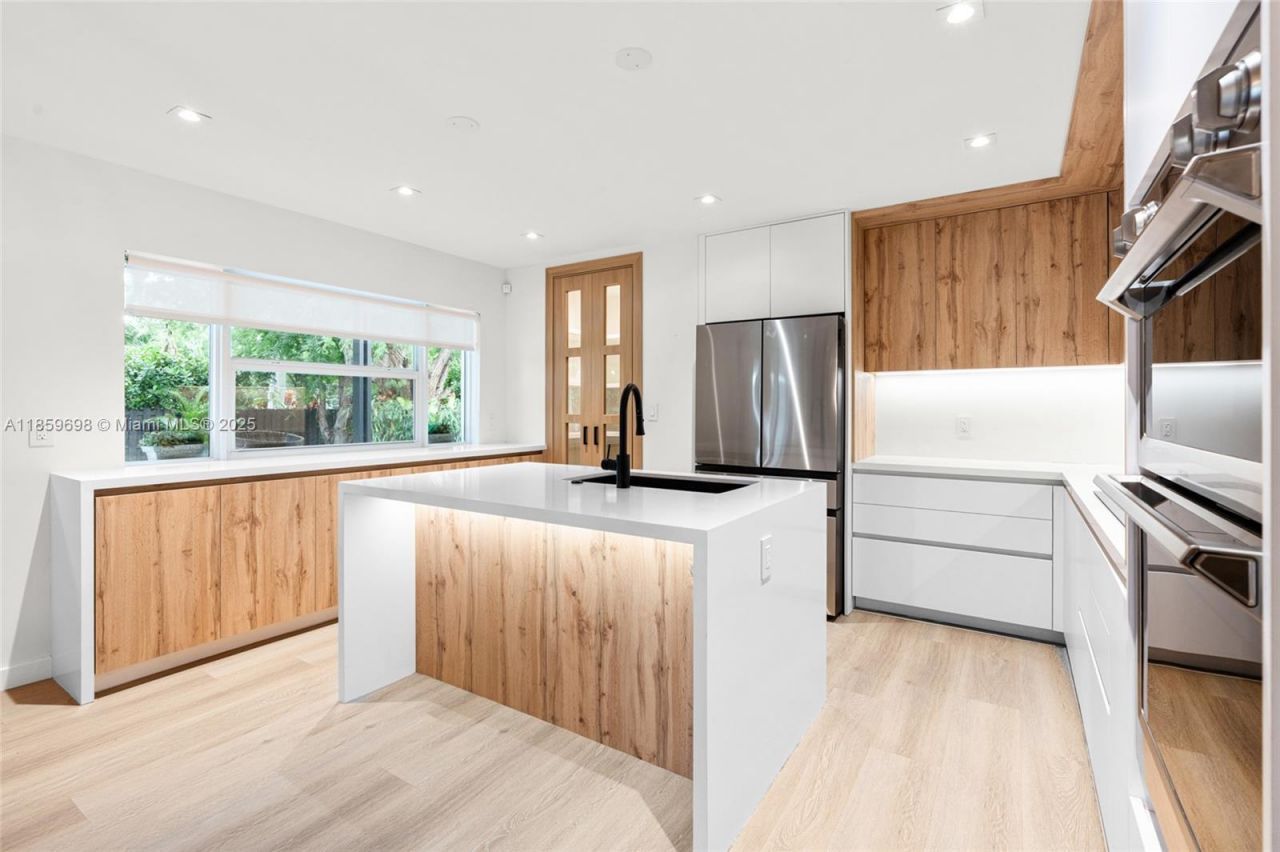 7560 SW 144th St, Palmetto Bay, FL 33158 Photo