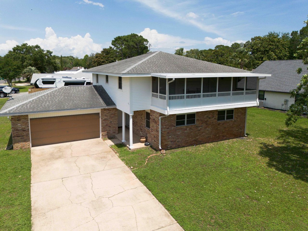 323 Olde Post Road, Niceville, FL 32578 Main Photo