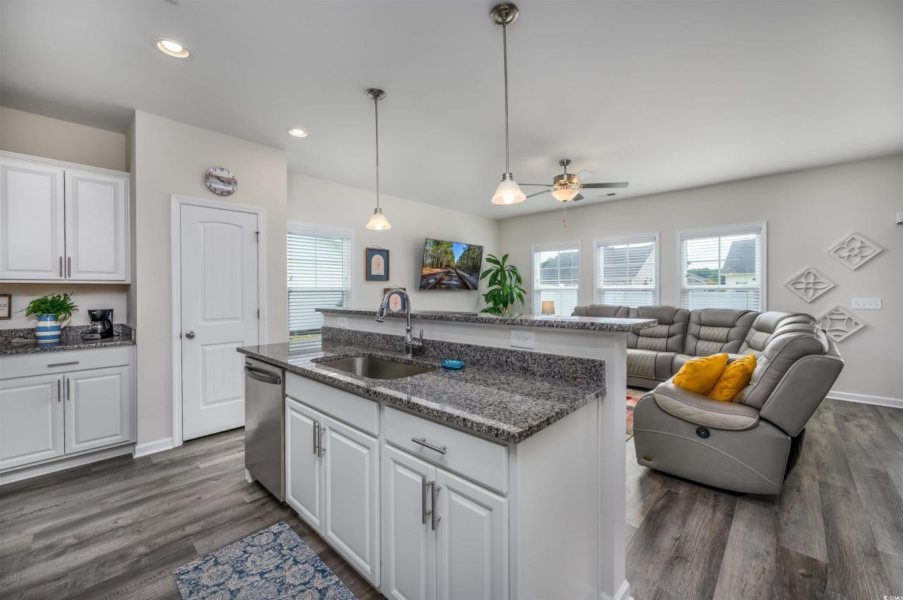 251 Red Maple Loop Photo 8