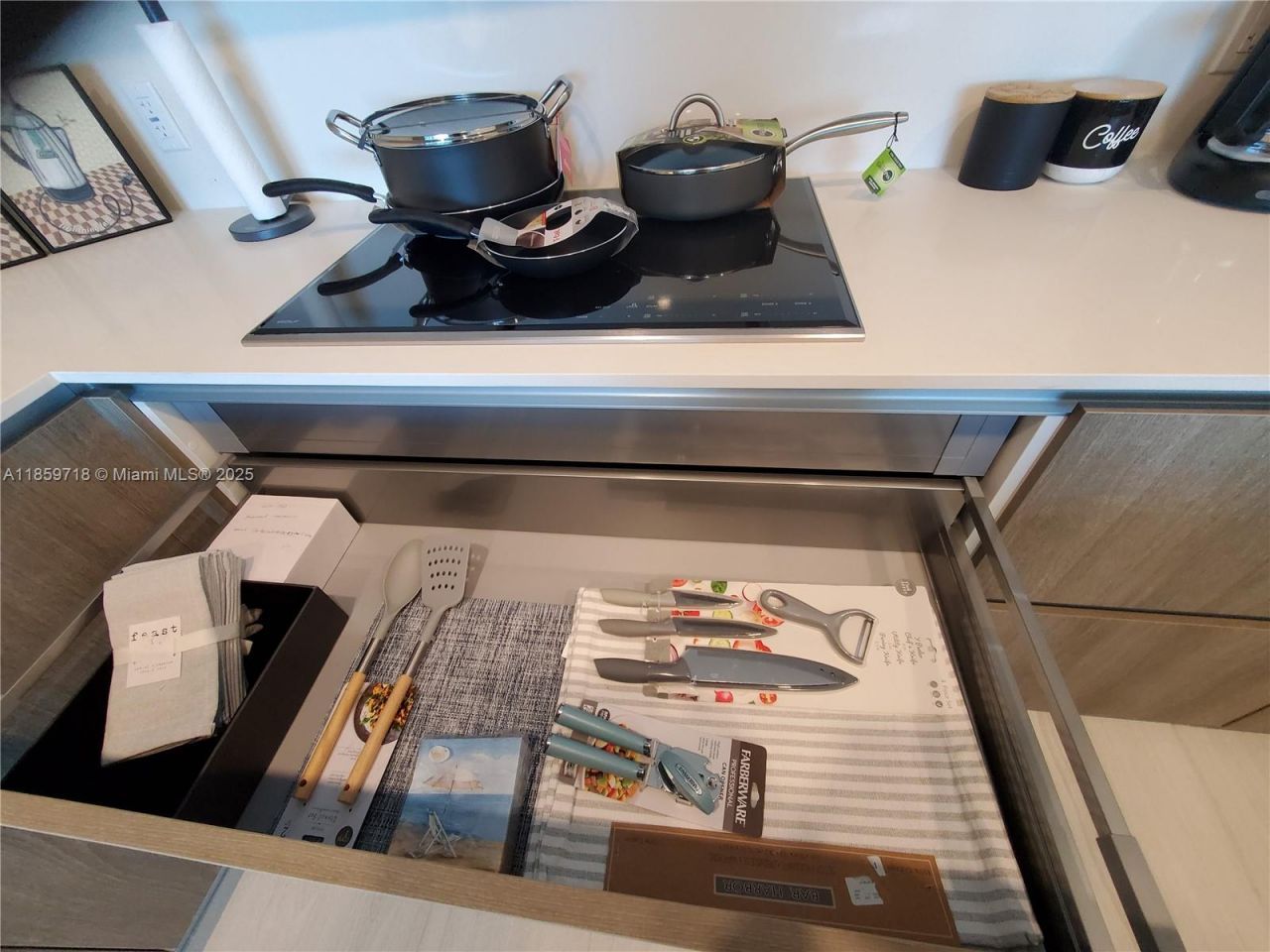 17550 Collins Ave, Unit 1403, Sunny Isles Beach, FL 33160 Photo