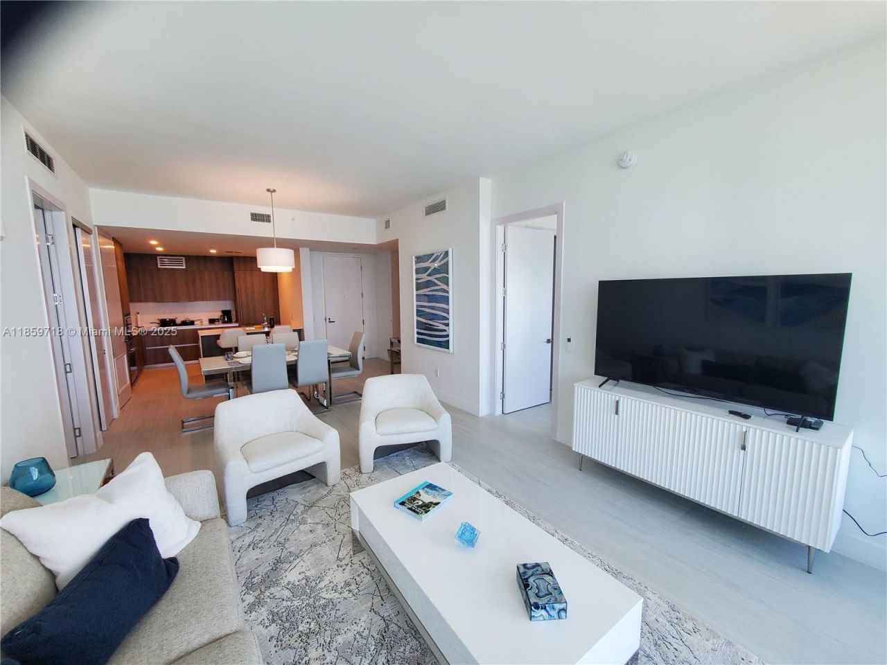 17550 Collins Ave, Unit 1403, Sunny Isles Beach, FL 33160 Photo