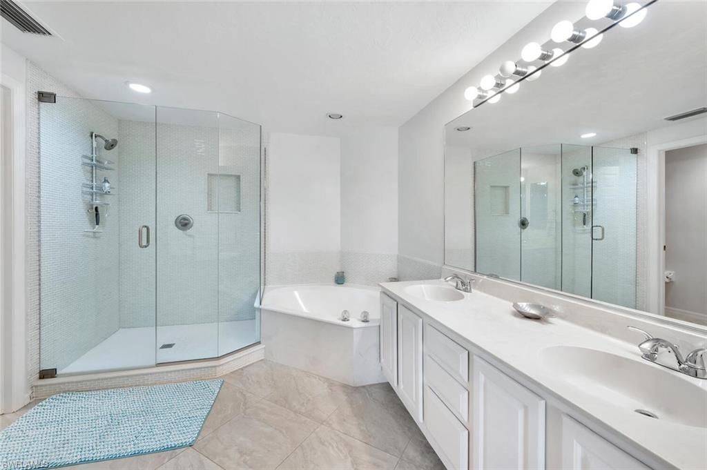 26901 Wedgewood Dr, Unit 101, Bonita Springs, FL 34134 Photo