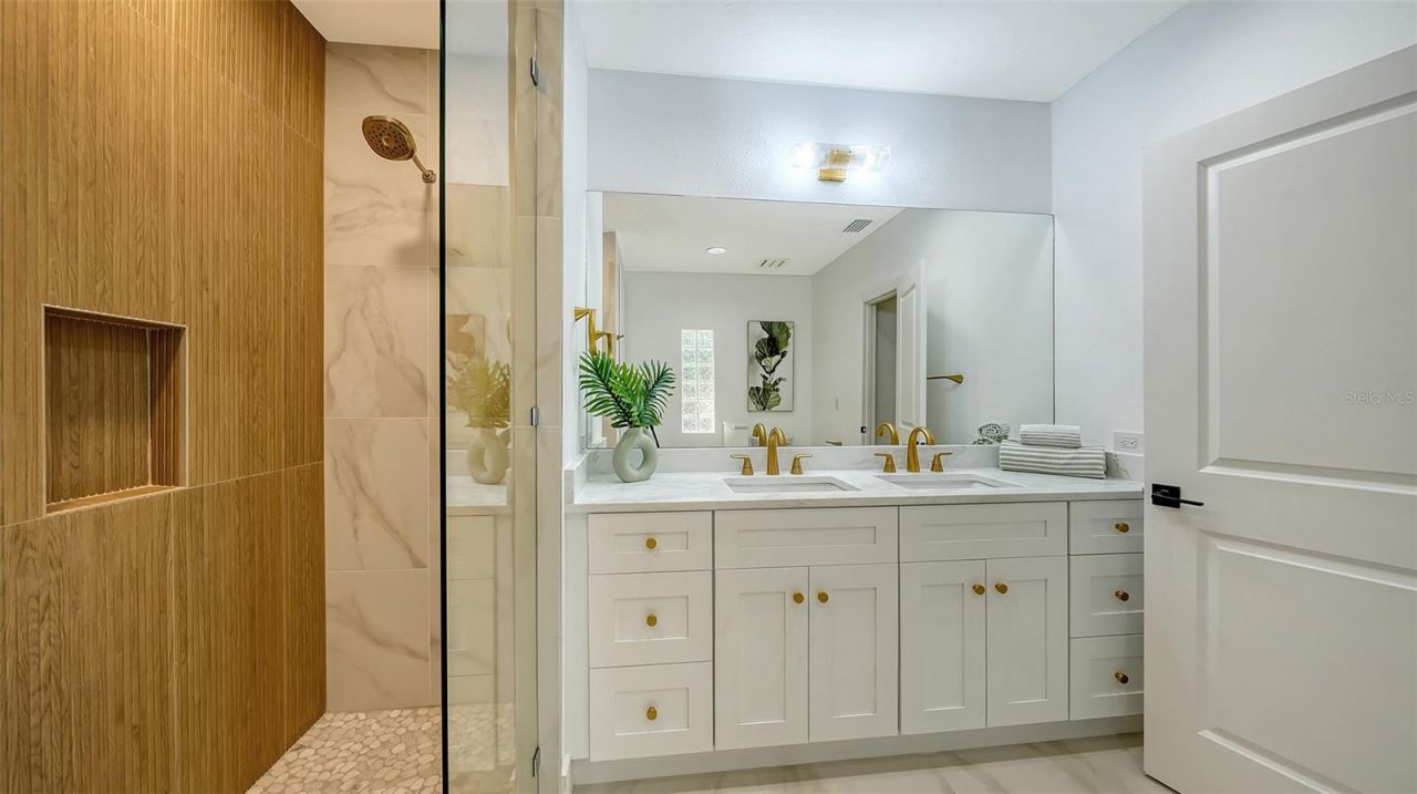 3639 Beneva Oaks Boulevard, Sarasota, FL 34238 Photo