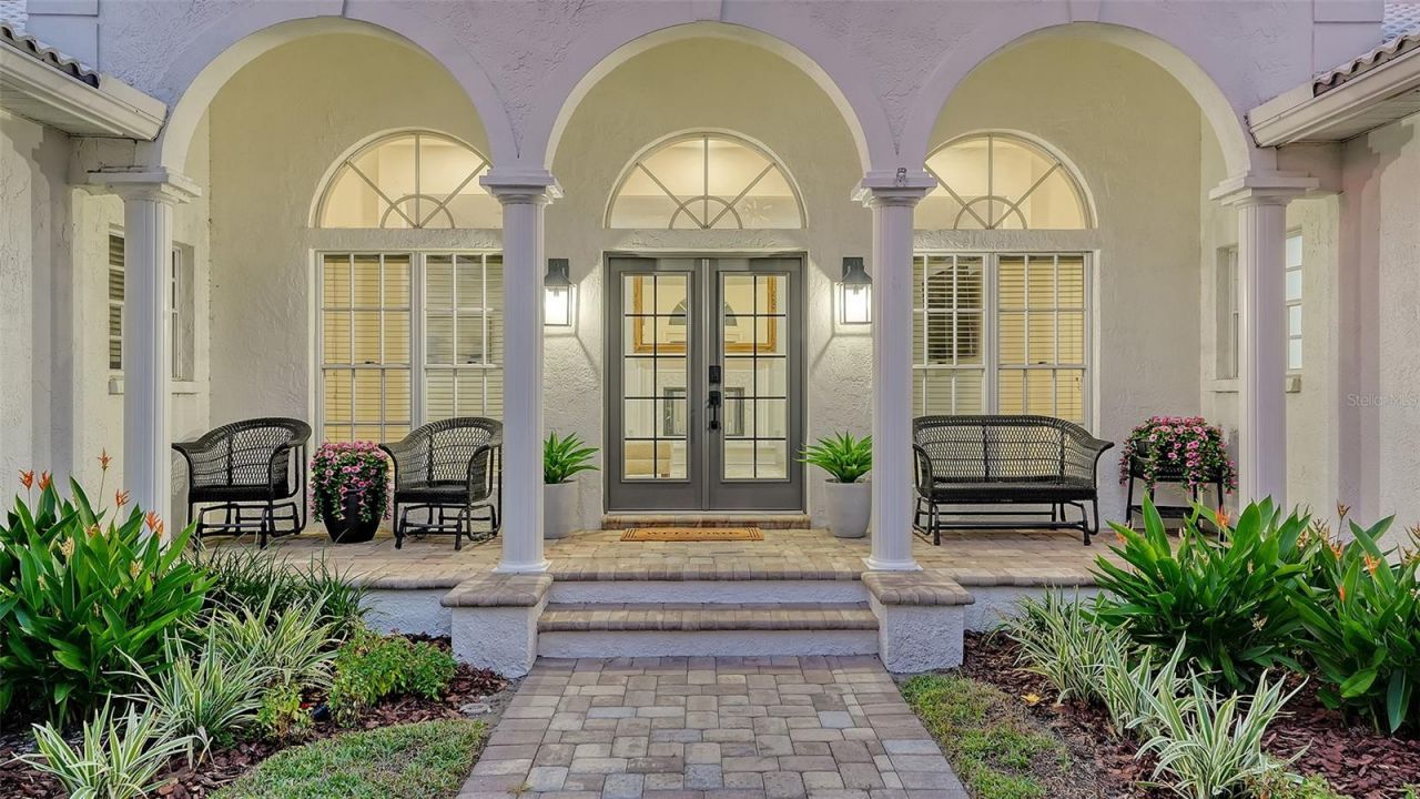 3639 Beneva Oaks Boulevard, Sarasota, FL 34238 Photo