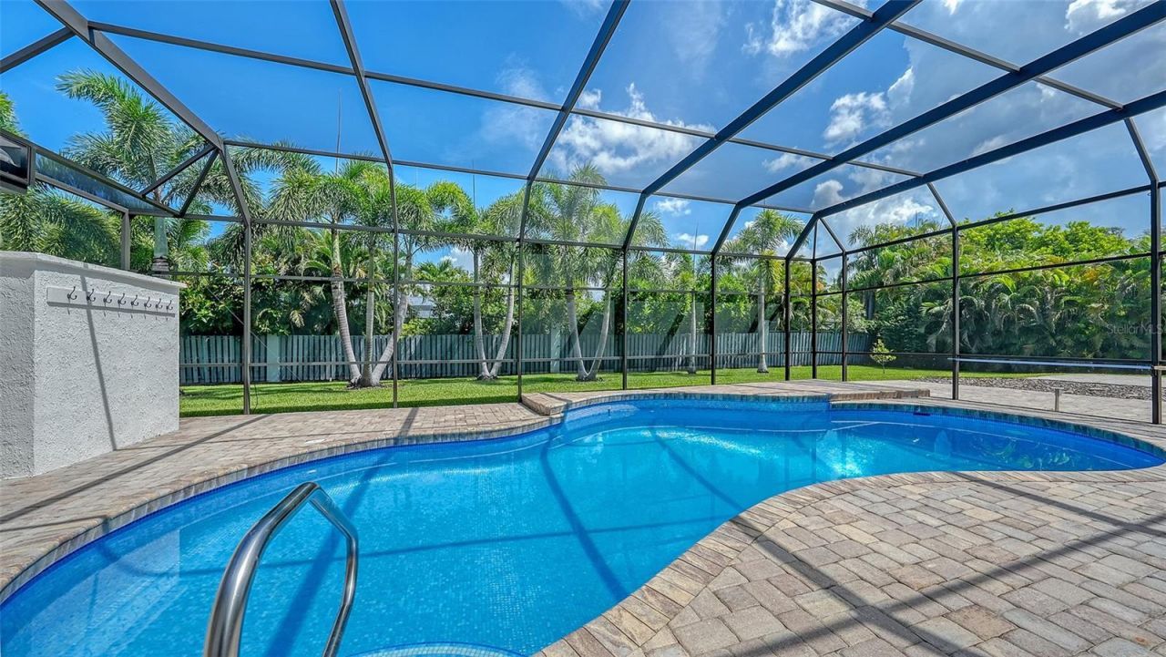 3639 Beneva Oaks Boulevard, Sarasota, FL 34238 Photo