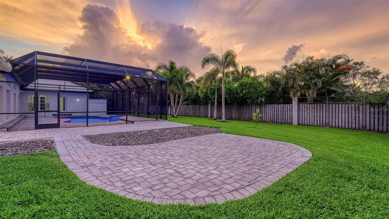 3639 Beneva Oaks Boulevard, Sarasota, FL 34238 Photo