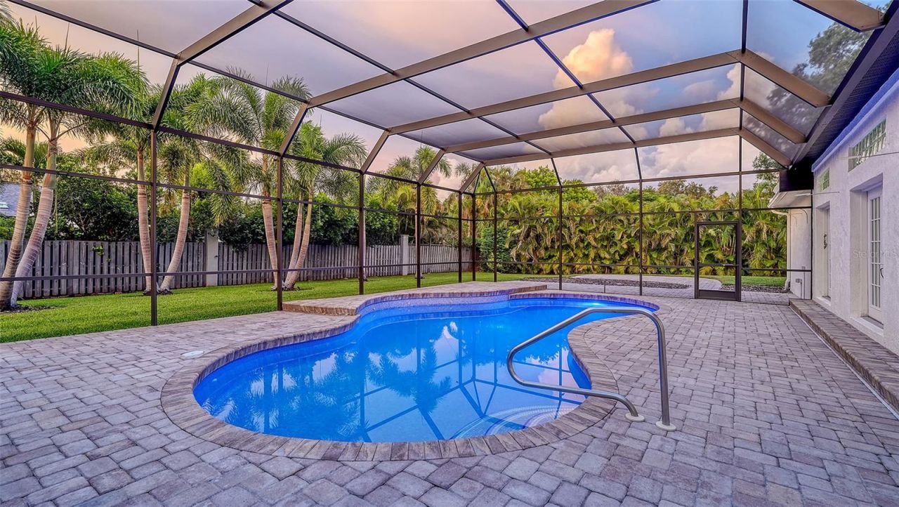 3639 Beneva Oaks Boulevard, Sarasota, FL 34238 Photo