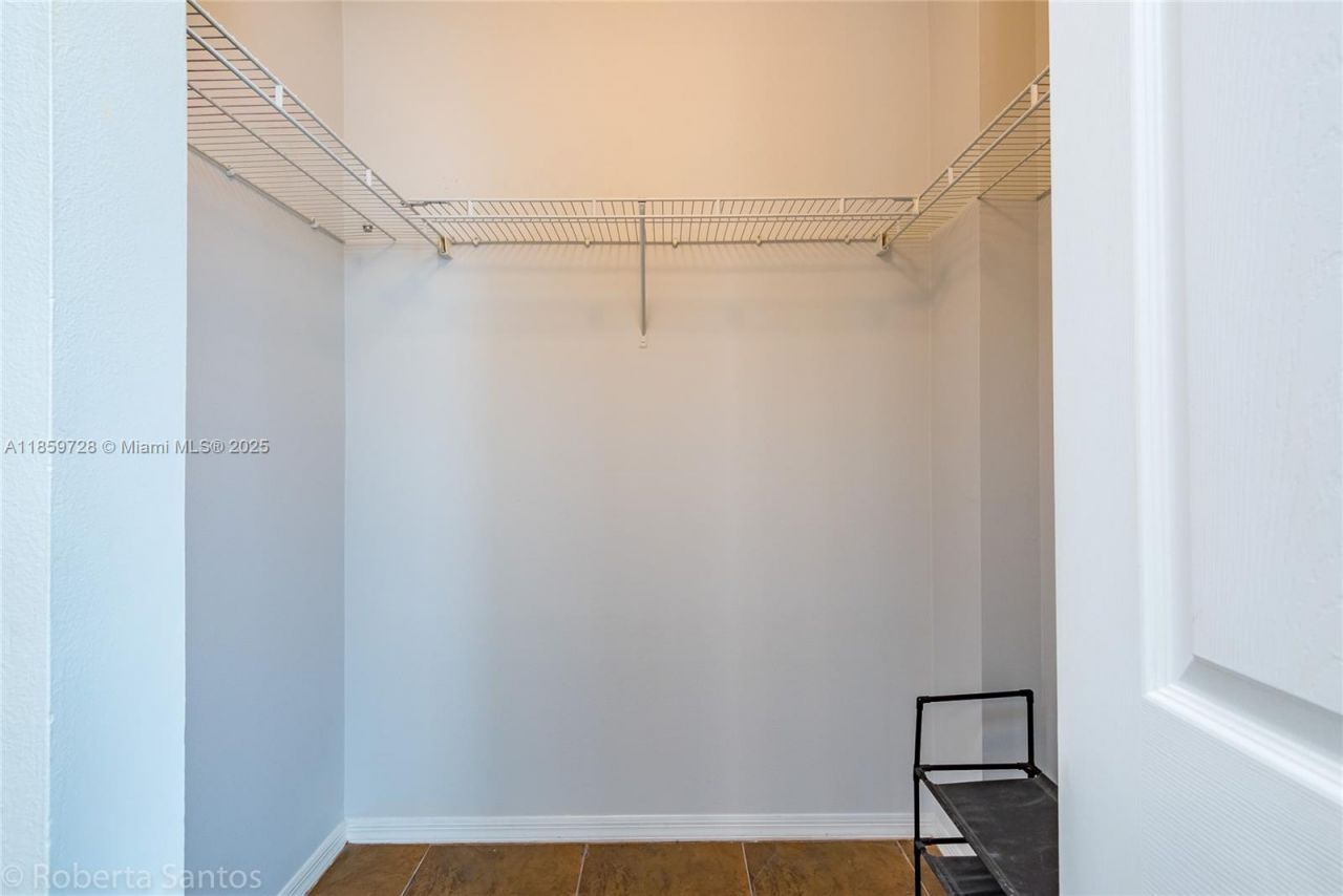 2080 S Ocean Dr, Unit 602, Hallandale Beach, FL 33009 Photo