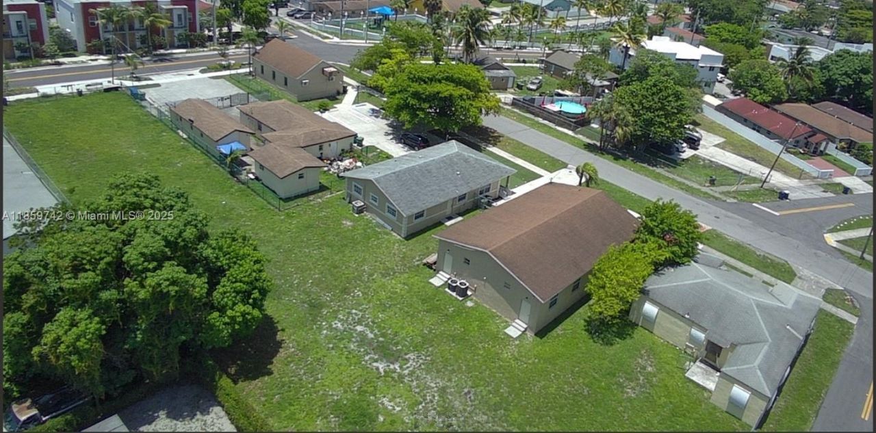 516 NW 4th Ave, Hallandale Beach, FL 33009 Photo