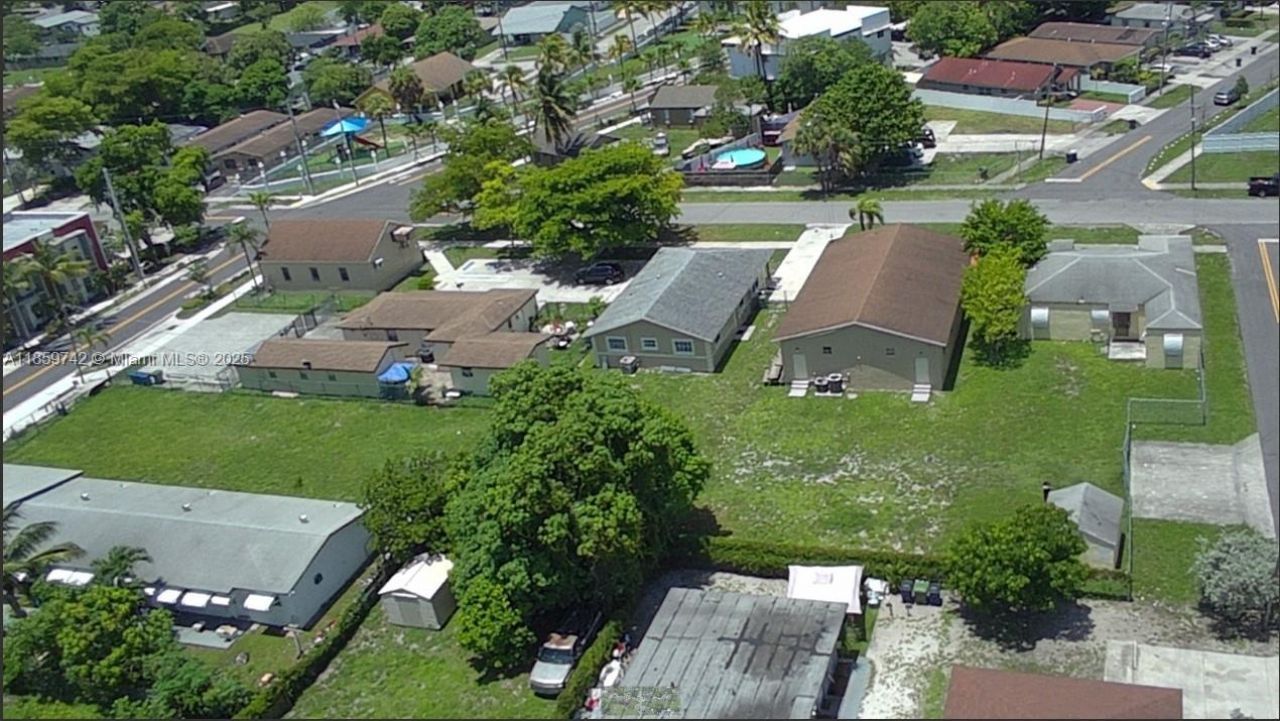 516 NW 4th Ave, Hallandale Beach, FL 33009 Photo