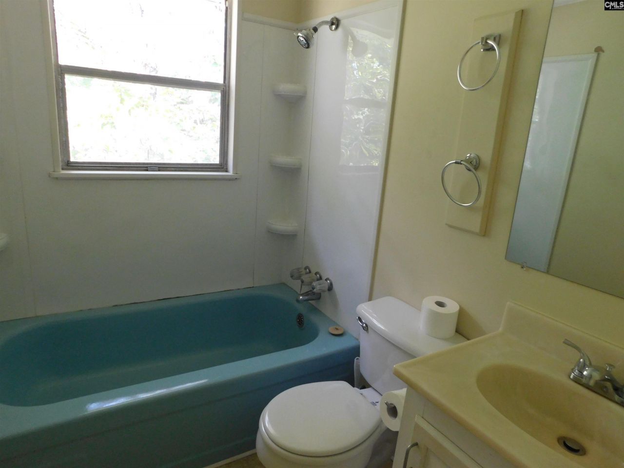 4025 Percival Road Photo 5