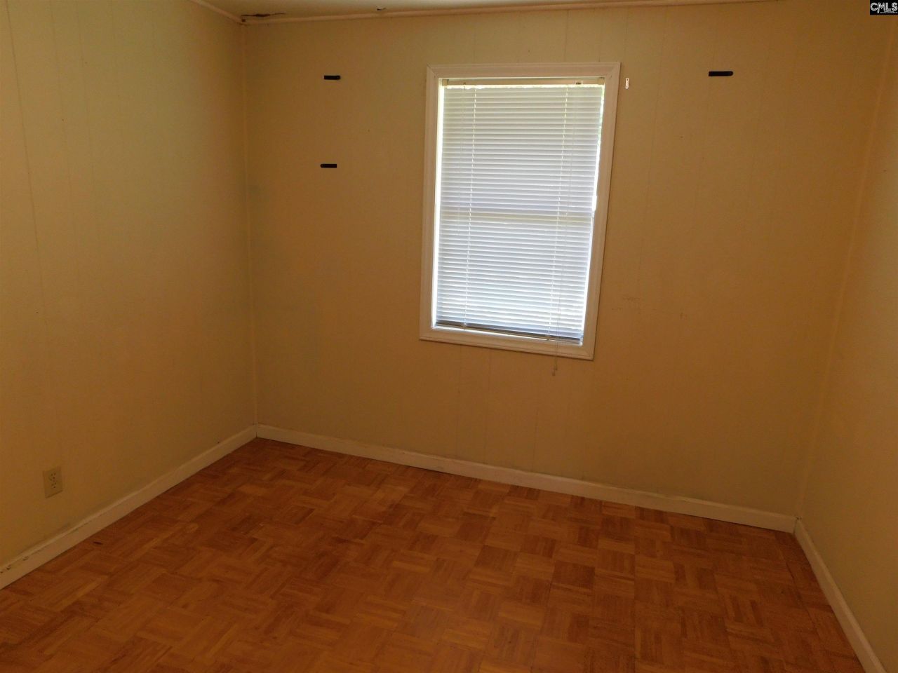 4025 Percival Road Photo 7