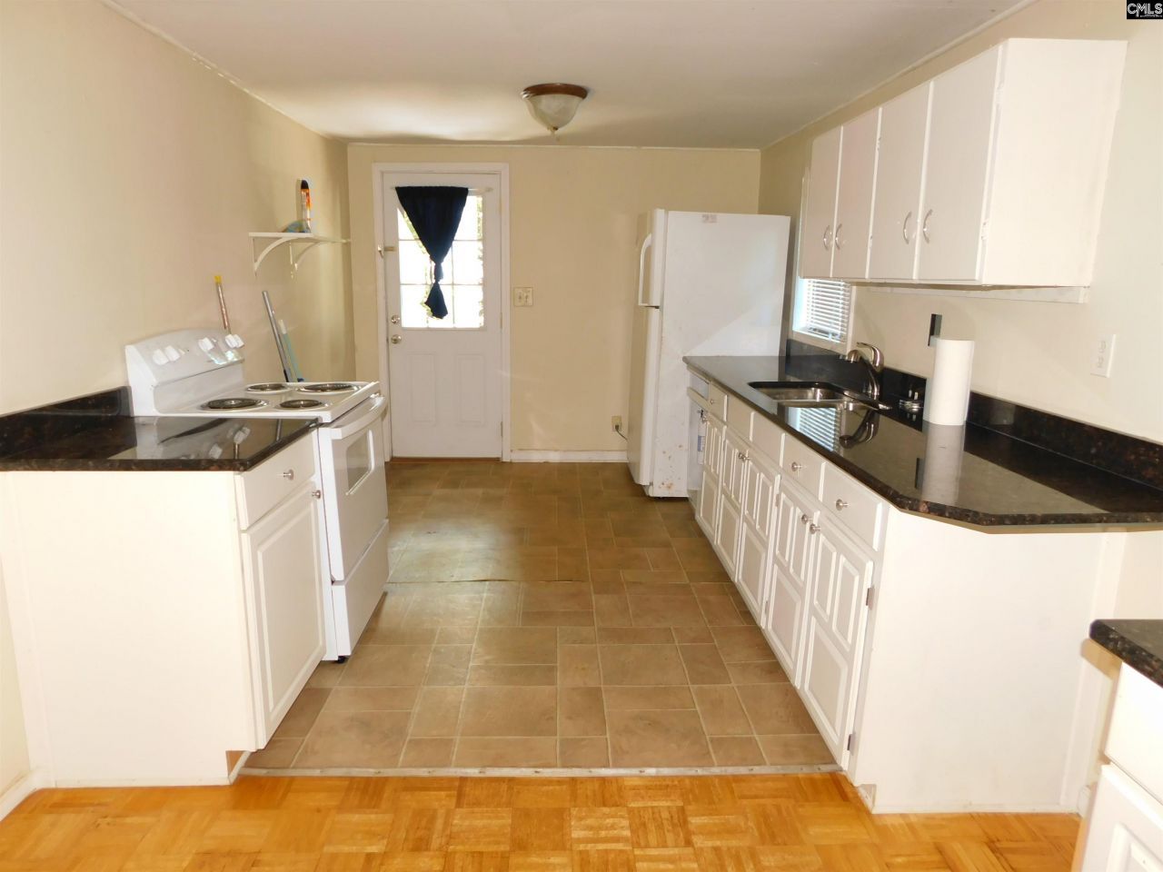 4025 Percival Road Photo 8