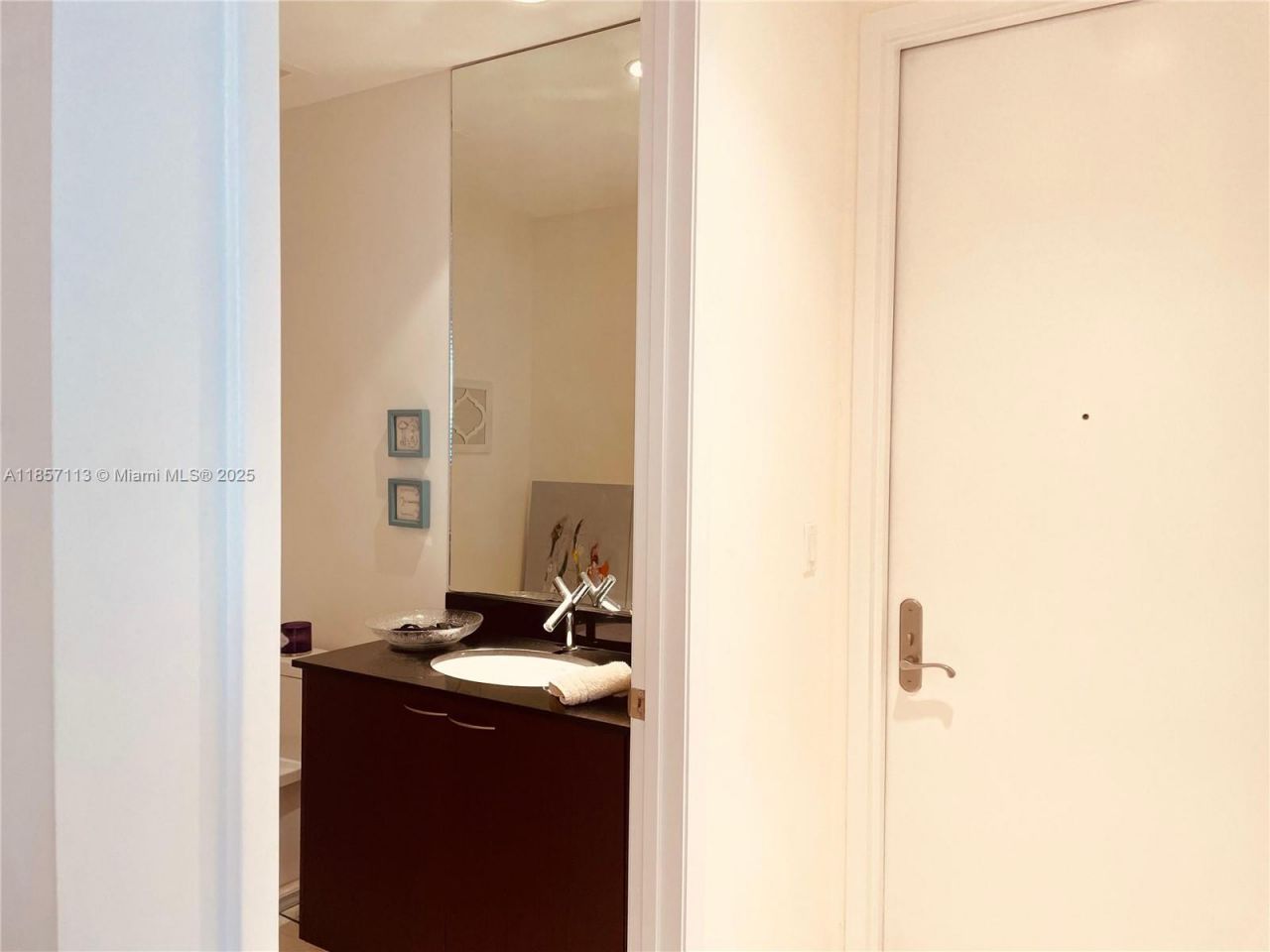 16001 Collins Ave, Unit 1402, Sunny Isles Beach, FL 33160 Photo