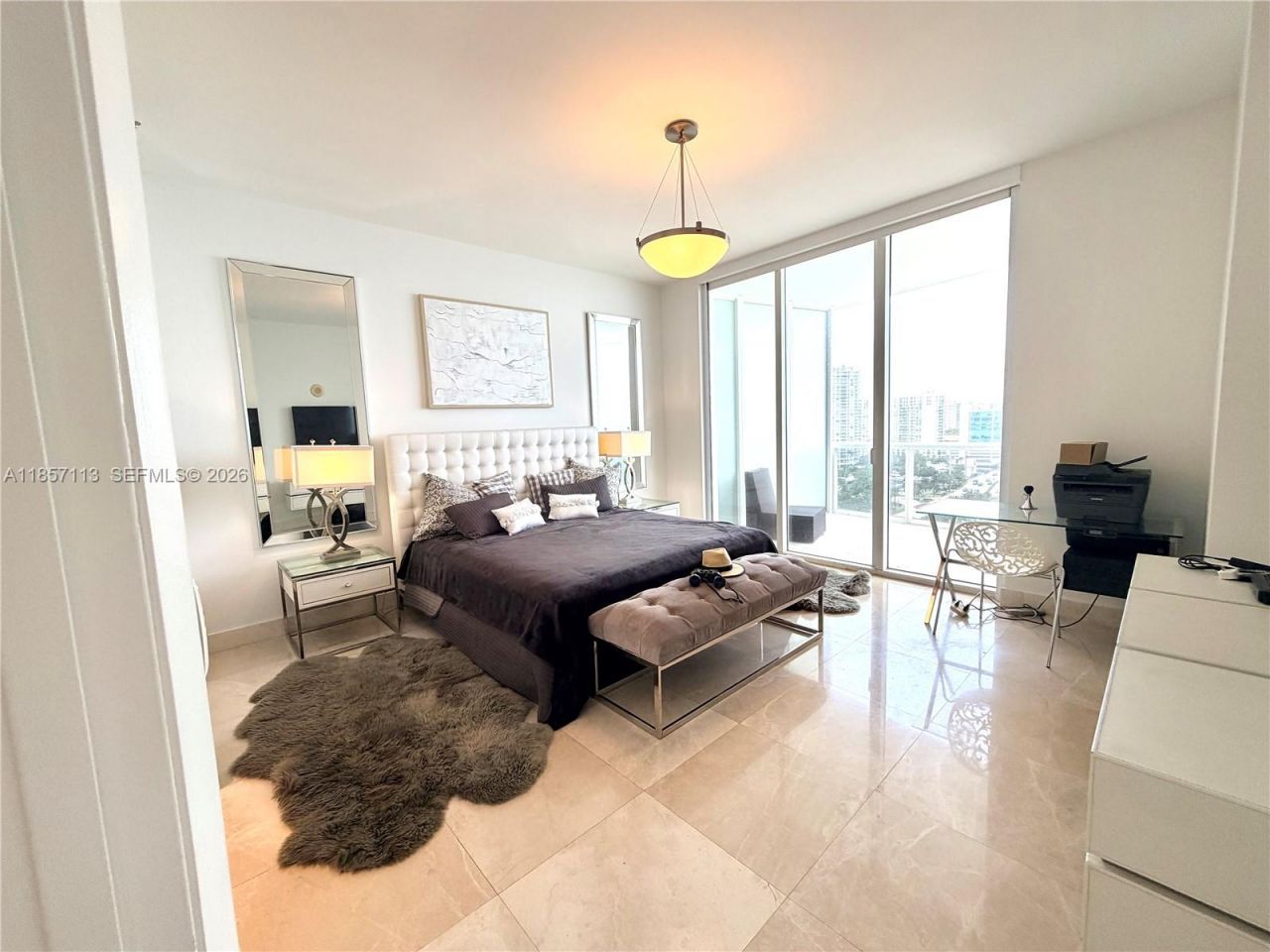 16001 Collins Ave, Unit 1402, Sunny Isles Beach, FL 33160 Photo