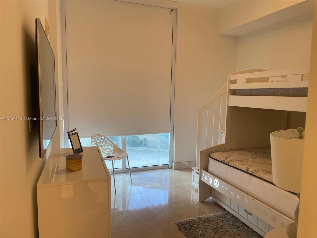 16001 Collins Ave, Unit 1402, Sunny Isles Beach, FL 33160 Photo