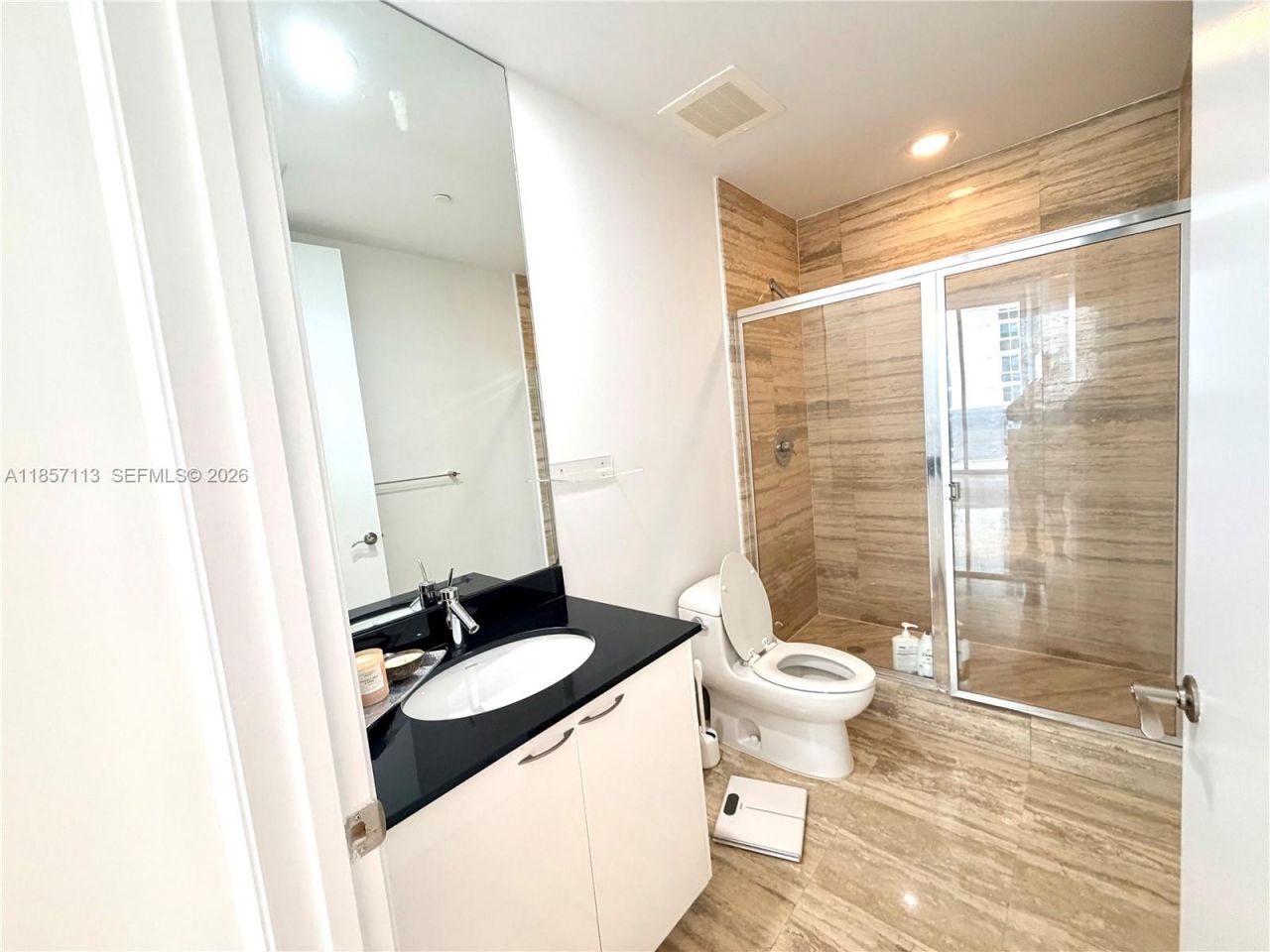 16001 Collins Ave, Unit 1402, Sunny Isles Beach, FL 33160 Photo