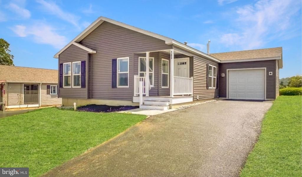 143 MINCH ROAD, PARKESBURG, PA 19365