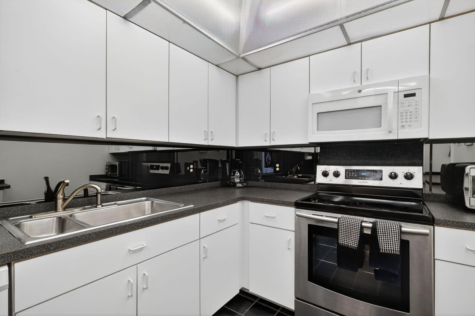 2860 S Ocean Boulevard, Unit 604, Palm Beach, FL 33480 Photo