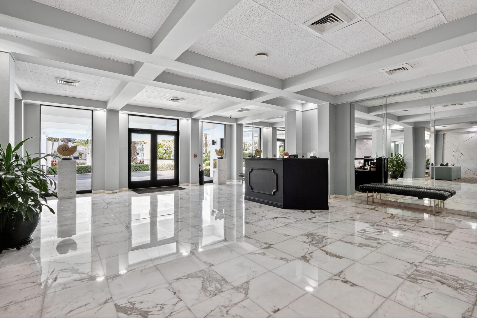 2860 S Ocean Boulevard, Unit 604, Palm Beach, FL 33480 Photo