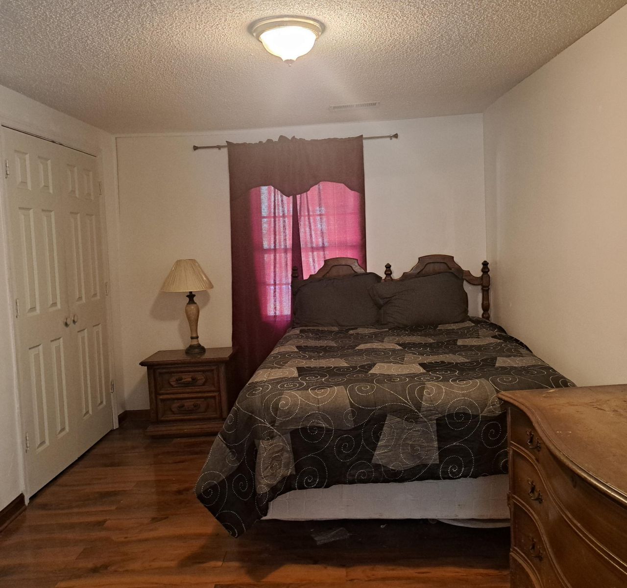 774 Hesseman Aveune Photo 6