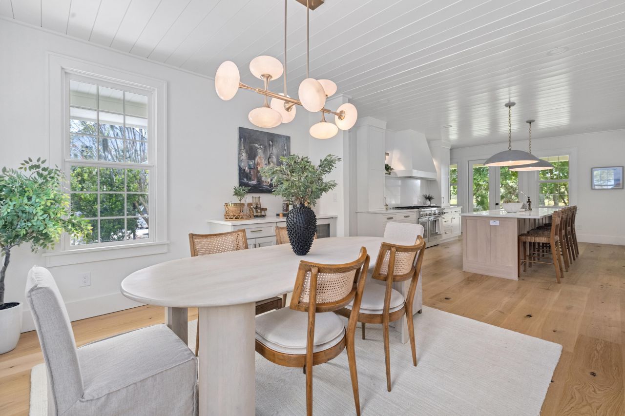 178 Beresford Creek Street Photo 12