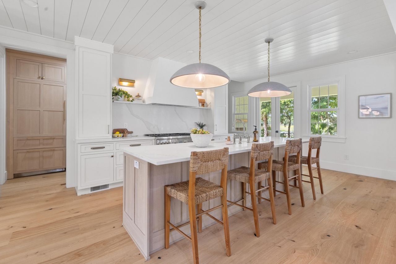 178 Beresford Creek Street Photo 13