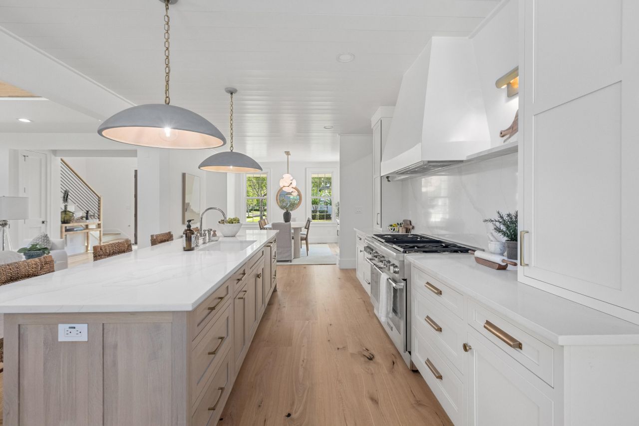 178 Beresford Creek Street Photo 16