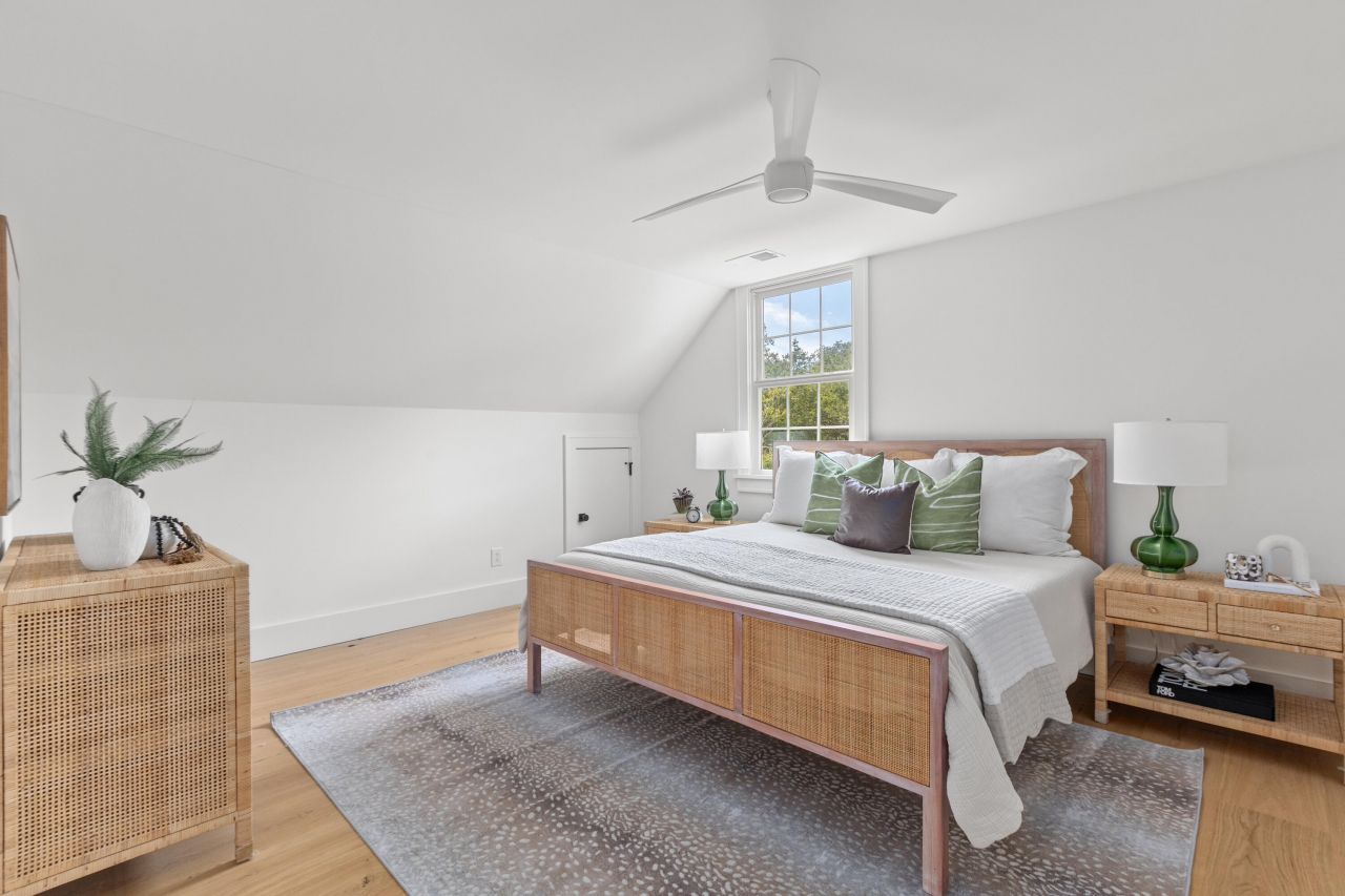 178 Beresford Creek Street Photo 47