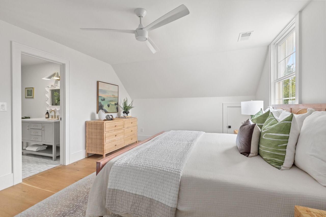 178 Beresford Creek Street Photo 48