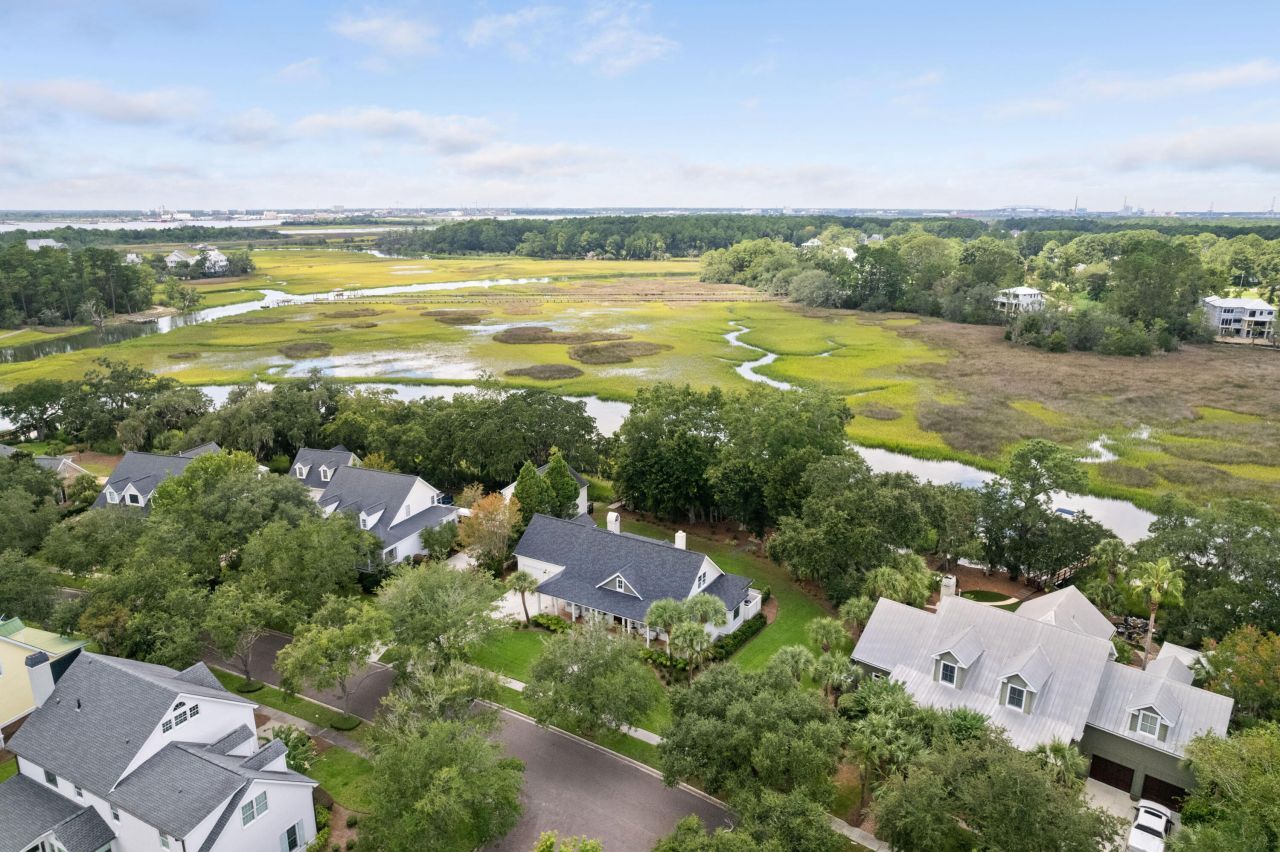 178 Beresford Creek Street Photo 72