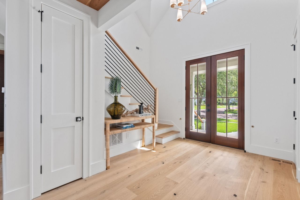 178 Beresford Creek Street Photo 8