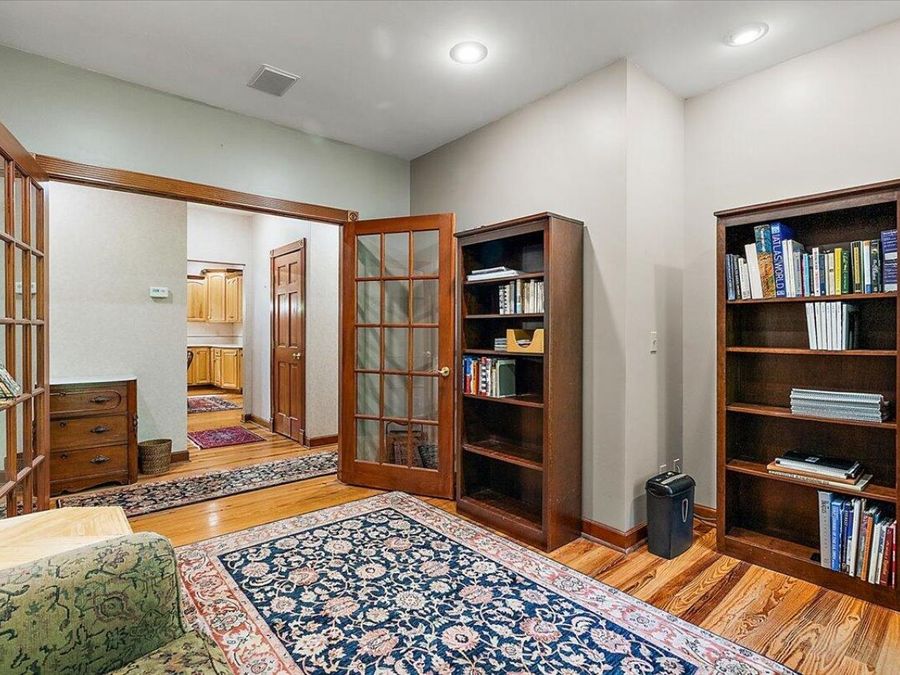 Property Image 32