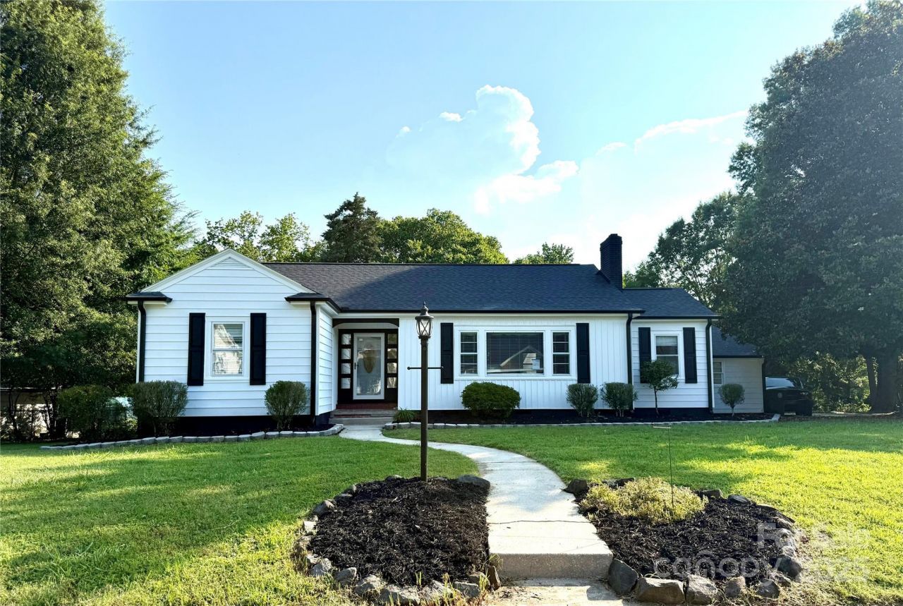 515 Heilig Avenue, Salisbury, NC 28144 Main Photo