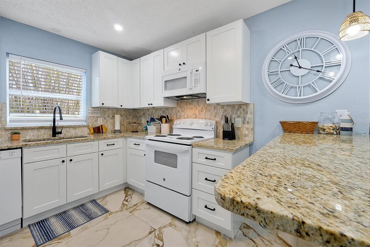 1800 Kofresi Court, Ruskin, FL 33570 Photo