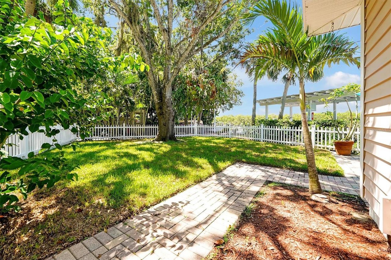 1800 Kofresi Court, Ruskin, FL 33570 Photo