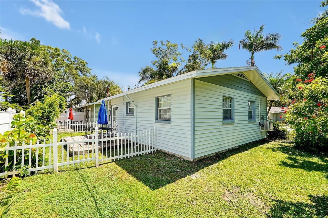 1800 Kofresi Court, Ruskin, FL 33570 Photo