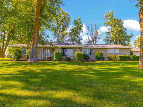 6774 MO-151, Centralia, MO 65240