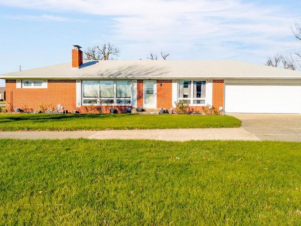 700 N Jefferson Street, Centralia, MO 65240