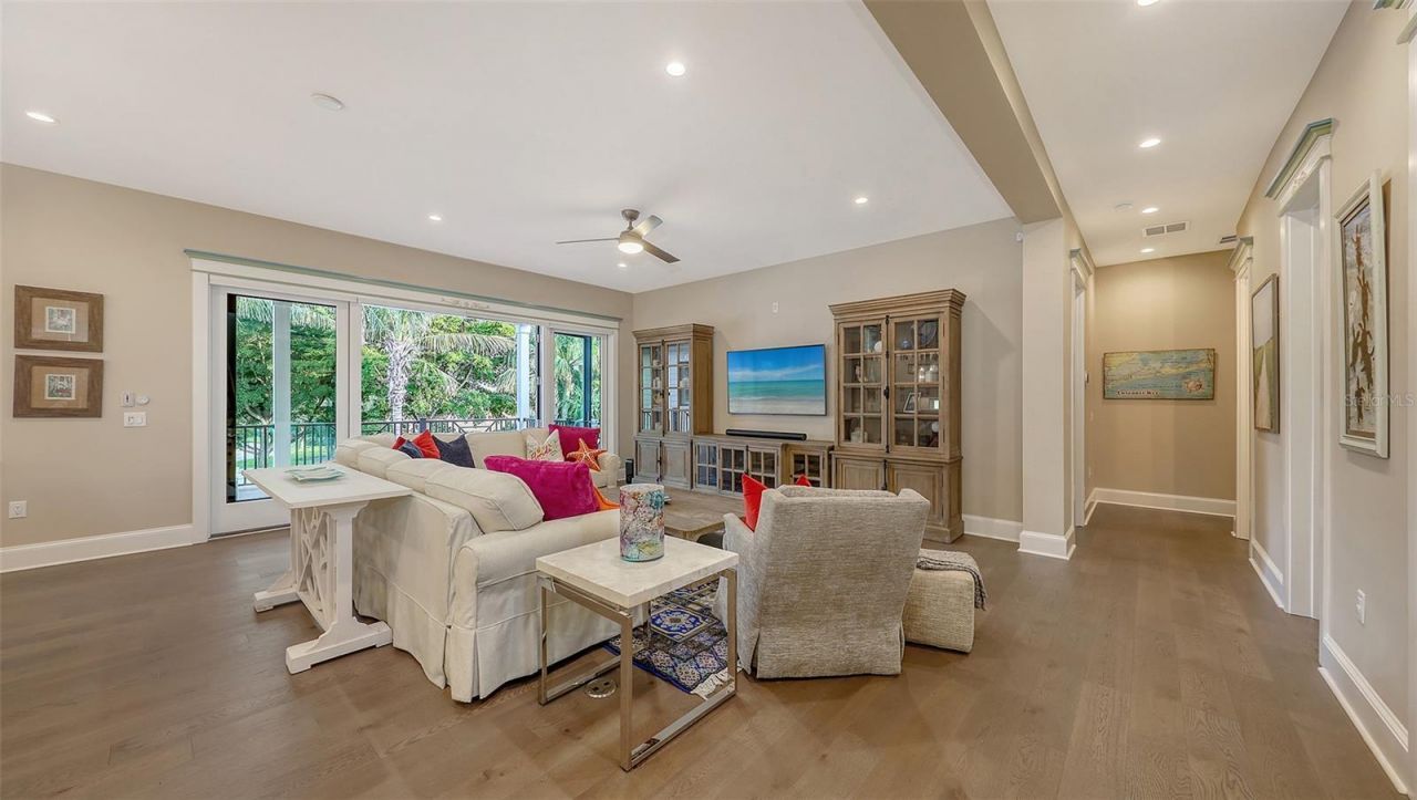 5005 Gulf Of Mexico Drive, Unit 5, Longboat Key, FL 34228 Photo