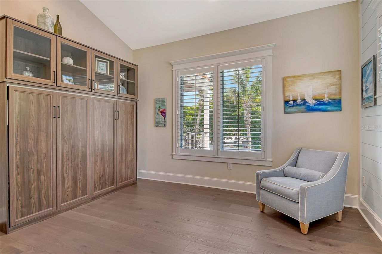 5005 Gulf Of Mexico Drive, Unit 5, Longboat Key, FL 34228 Photo