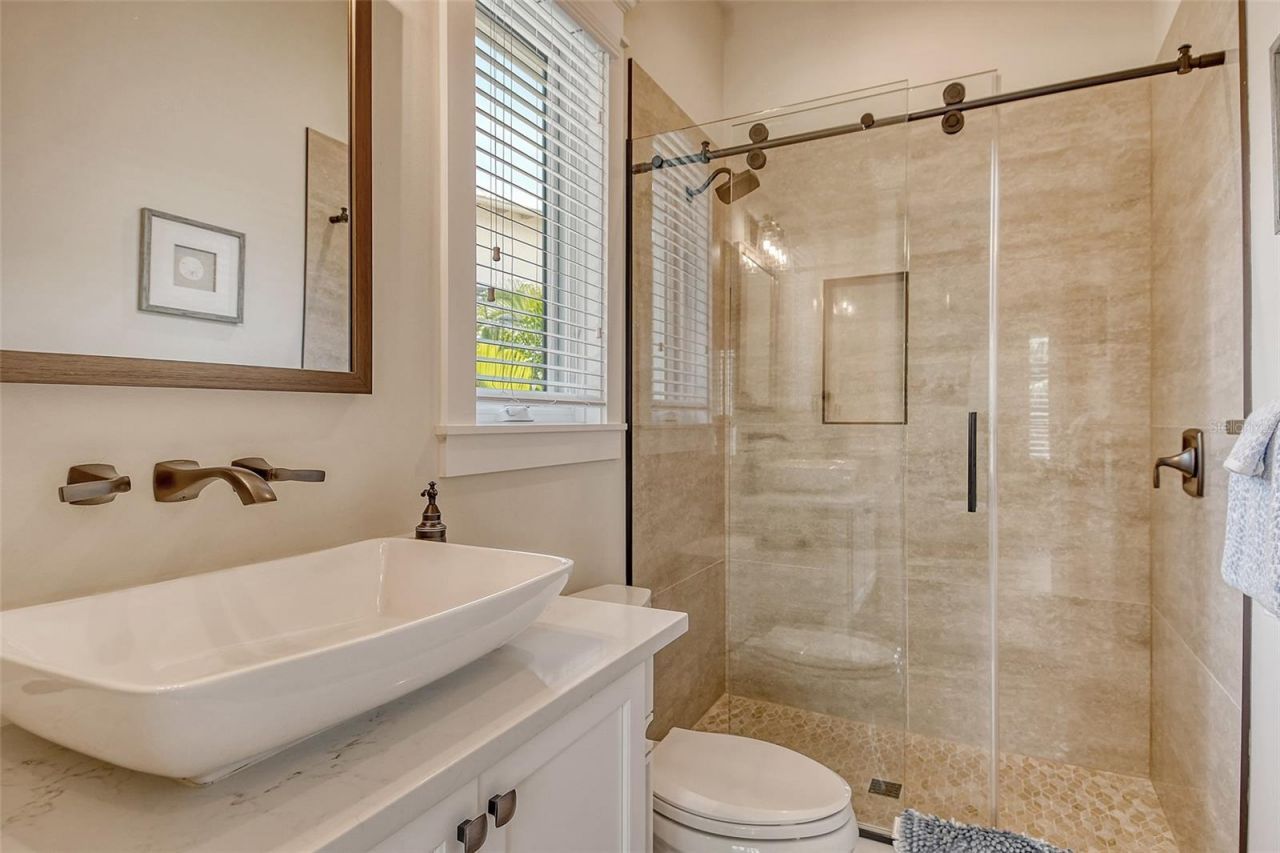 5005 Gulf Of Mexico Drive, Unit 5, Longboat Key, FL 34228 Photo