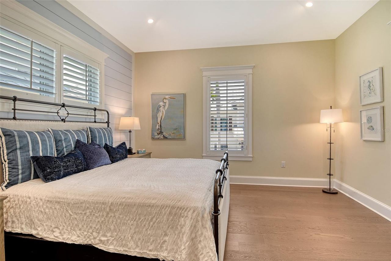 5005 Gulf Of Mexico Drive, Unit 5, Longboat Key, FL 34228 Photo